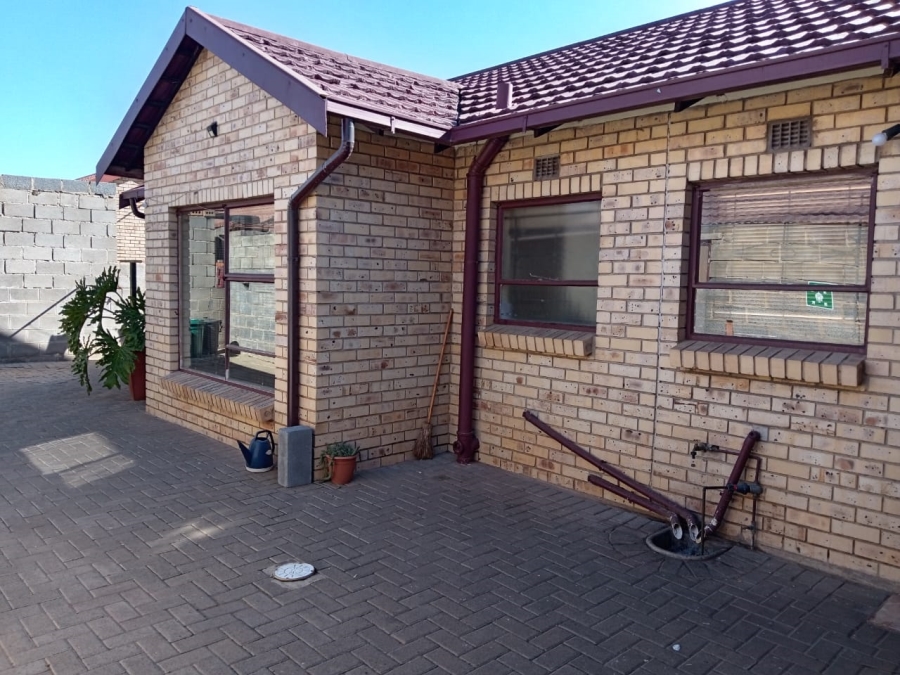 3 Bedroom Property for Sale in Grasslands Free State